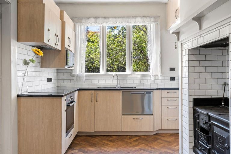 Photo of property in 194 Mairehau Road, Marshland, Christchurch, 8083