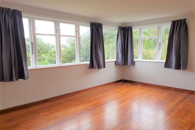 Photo of property in 105 Hampshire Street, Cannons Creek, Porirua, 5024