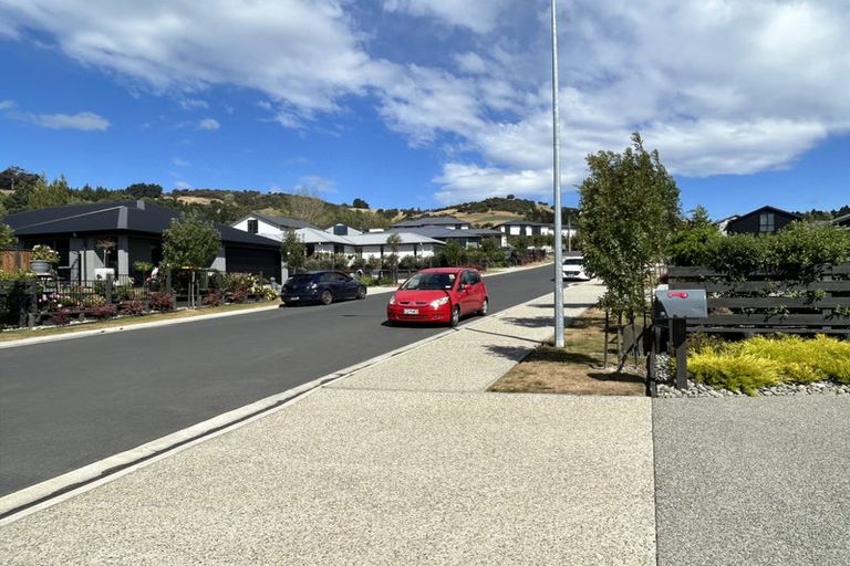 Photo of property in 5 Ella Lane, Green Island, Dunedin, 9018