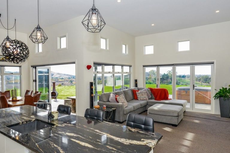 Photo of property in 23 Wheatley Road, Waiohiki, Napier, 4183