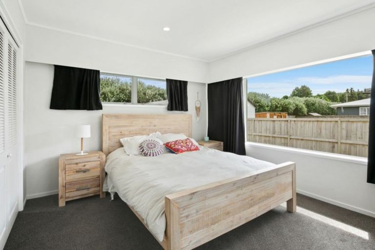 Photo of property in 8 Sandleigh Drive, Athenree, Katikati, 3177