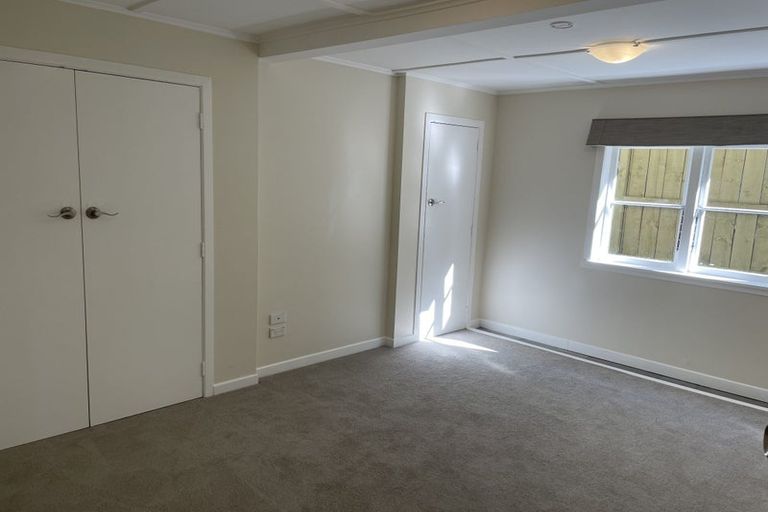 Photo of property in 96 Calliope Road, Stanley Point, Auckland, 0624