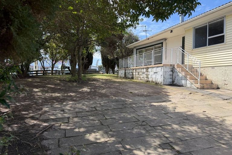 Photo of property in 238 Browns Road, Clendon Park, Auckland, 2103