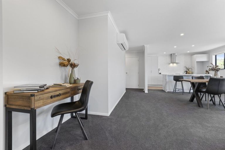 Photo of property in 64 Fernbrook Drive, Hurworth, New Plymouth, 4310