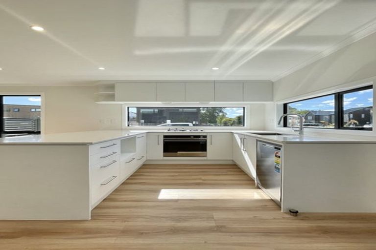 Photo of property in 23 Doug Jensen Street, Wallaceville, Upper Hutt, 5018