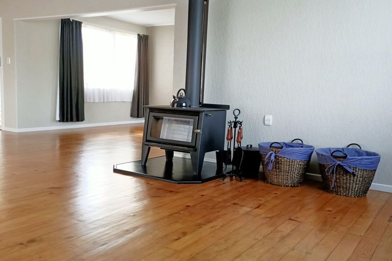 Photo of property in 19 Rutherford Street, Wairoa, 4108