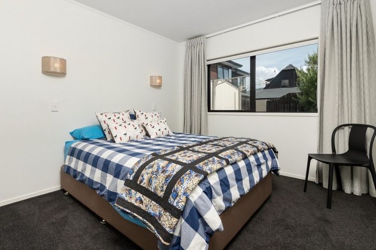 Photo of property in 152a Oceanbeach Road, Mount Maunganui, 3116