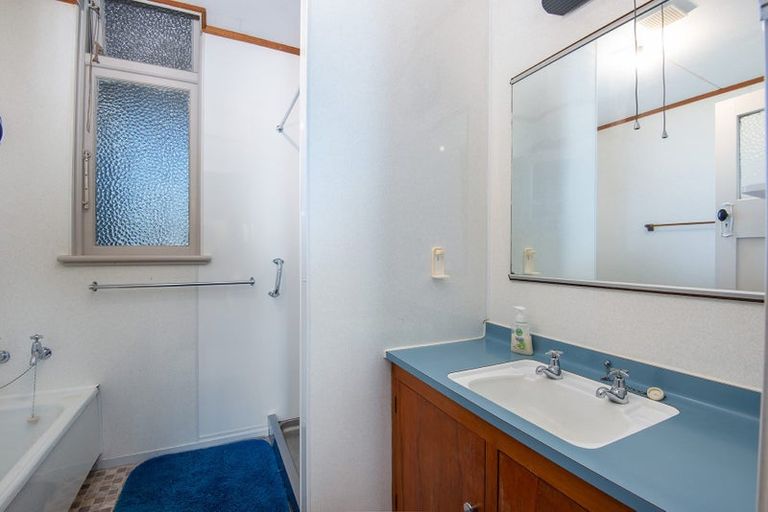 Photo of property in 21 Dornoch Street, Kew, Dunedin, 9012