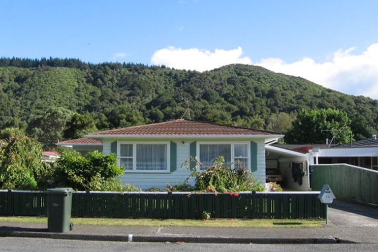 Photo of property in 45 Holdsworth Avenue, Trentham, Upper Hutt, 5018