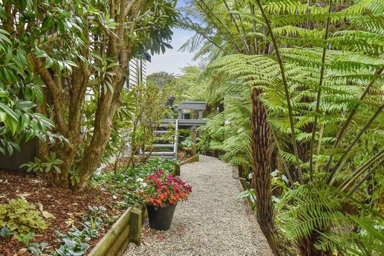 Photo of property in 6 Freelance Terrace, Pahurehure, Papakura, 2113