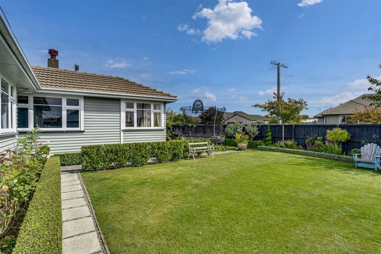 Photo of property in 1/27 Sledmere Street, Burnside, Christchurch, 8053