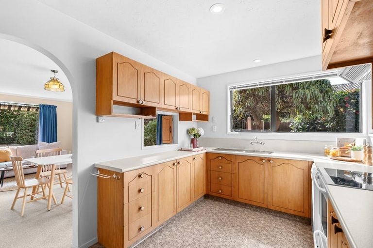 Photo of property in 8 Parr Place, Ilam, Christchurch, 8041