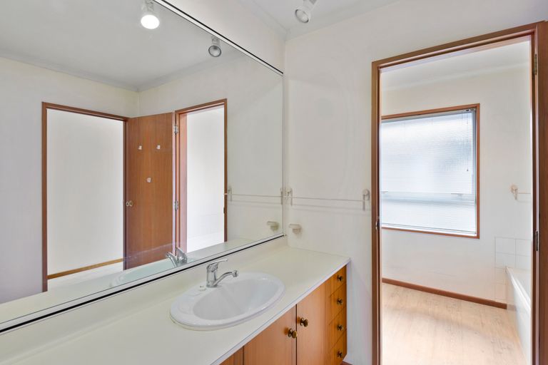 Photo of property in 107 Reynolds Avenue, Bishopdale, Christchurch, 8053