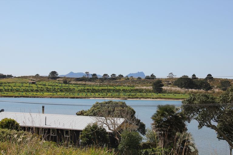 Photo of property in 286 Cove Road, Waipu, 0582