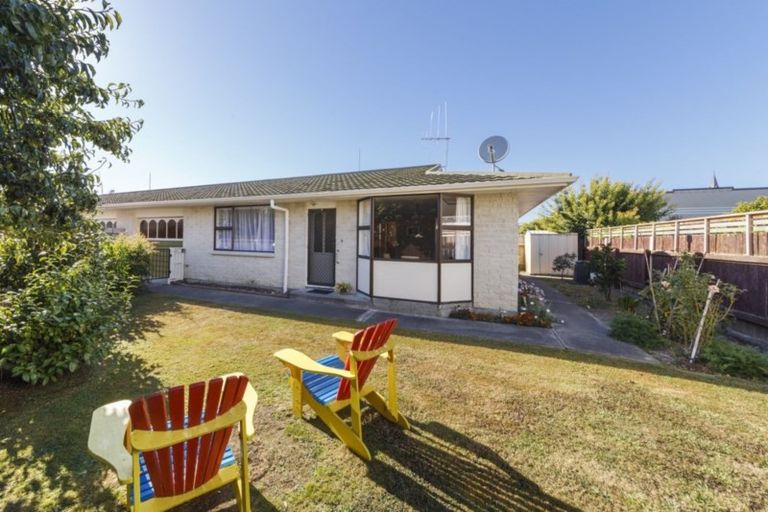 Photo of property in 74d Albert Street, Palmerston North, 4414