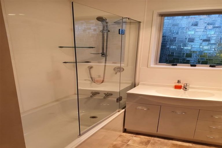 Photo of property in 11 Kuaka Crescent, Bromley, Christchurch, 8062