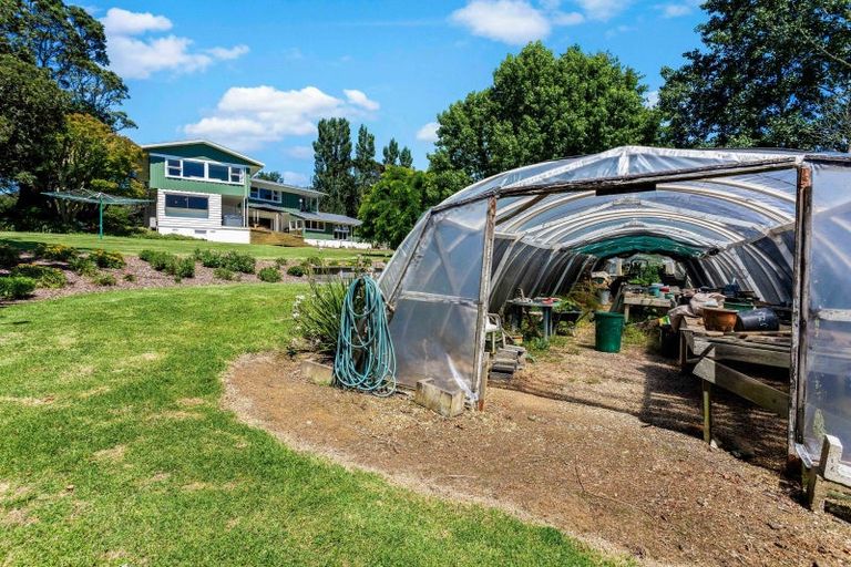 Photo of property in 16 Shipherd Road, Puni, Pukekohe, 2678