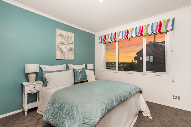 Photo of property in 5 Turua Rise, Karaka, Papakura, 2113