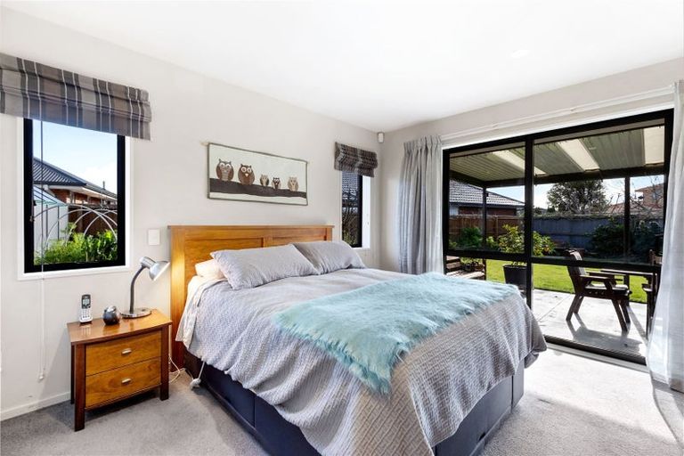 Photo of property in 5 Donovan Place, Aidanfield, Christchurch, 8025