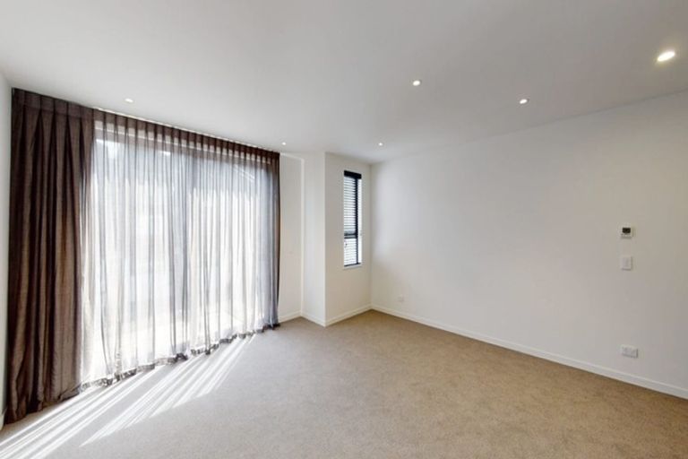 Photo of property in 2/208 Hereford Street, Christchurch Central, Christchurch, 8011