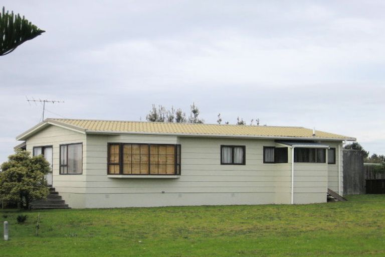 Photo of property in 96 Omaha Drive, Omaha, 0986