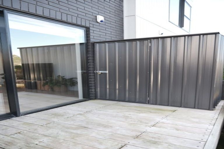 Photo of property in 9 Podgora Avenue, Kumeu, 0810