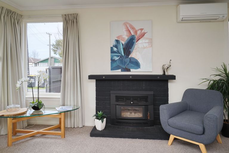 Photo of property in 195 Grimseys Road, Redwood, Christchurch, 8051