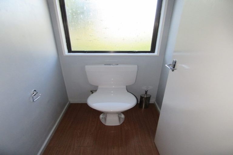 Photo of property in 9 Oaklands Grove, Clouston Park, Upper Hutt, 5018