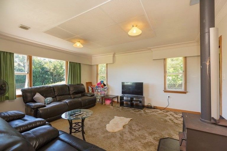 Photo of property in 87d Pioneer Road, Moturoa, New Plymouth, 4310