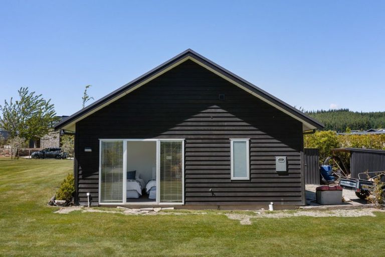Photo of property in 38 Ridgecrest, Wanaka, 9305
