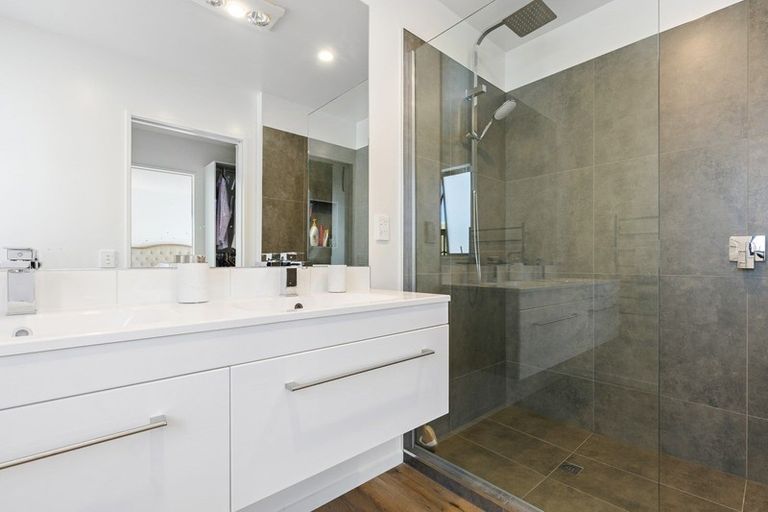 Photo of property in 12 Pakohe Street, Pegasus, 7612