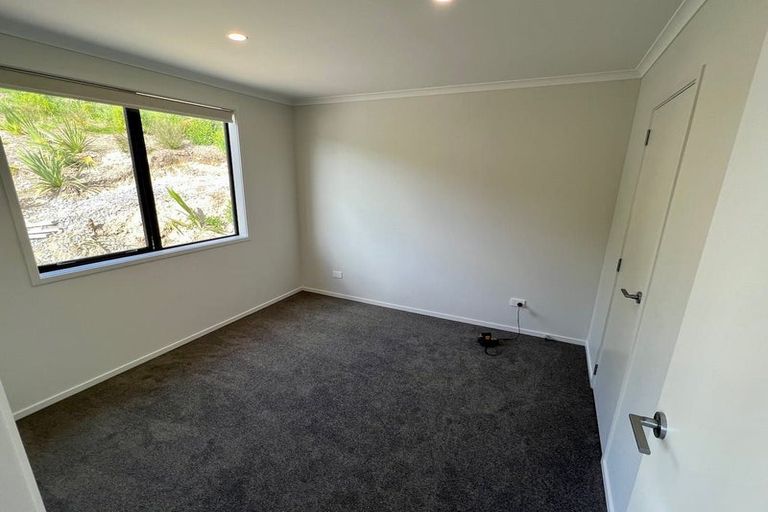 Photo of property in 16 Wrybill Way, Welcome Bay, Tauranga, 3112