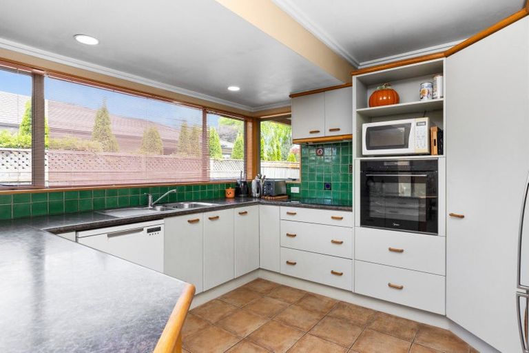 Photo of property in 46 Woodlands Drive, Havelock North, 4130