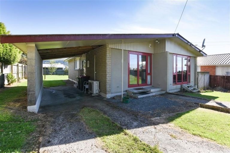 Photo of property in 290 Brockville Road, Brockville, Dunedin, 9011