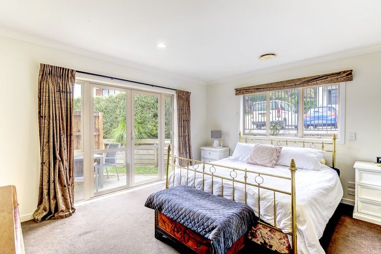 Photo of property in 8 Oakmont Place, Rototuna, Hamilton, 3210