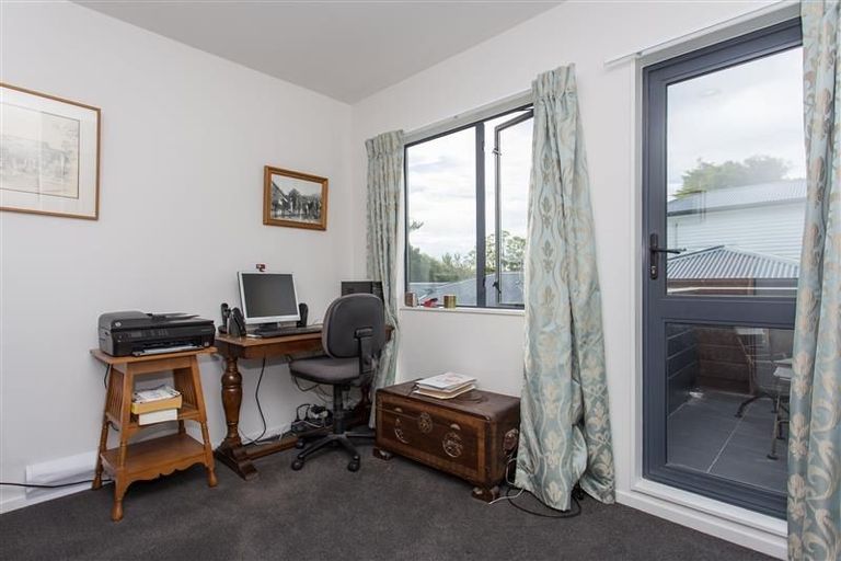 Photo of property in 86 Idris Road, Fendalton, Christchurch, 8052