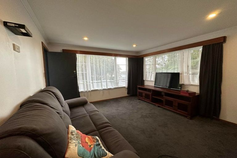 Photo of property in 63 Norton Park Avenue, Fairfield, Lower Hutt, 5011