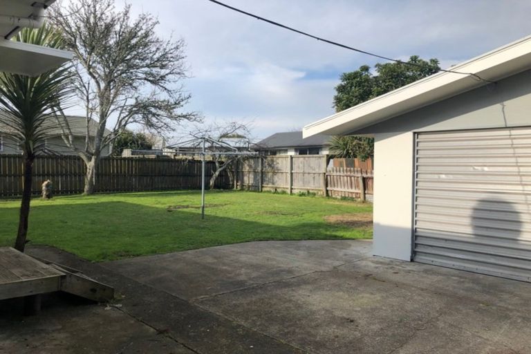 Photo of property in 11b Breckons Avenue, Nawton, Hamilton, 3200