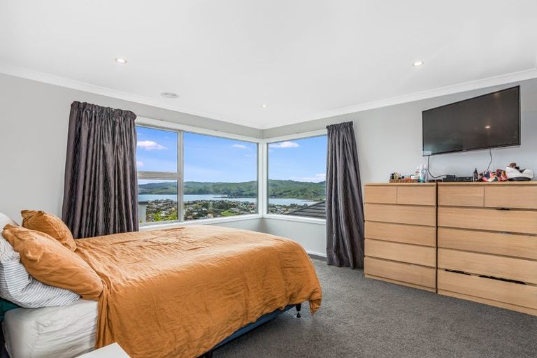 Photo of property in 105 Endeavour Drive, Whitby, Porirua, 5024
