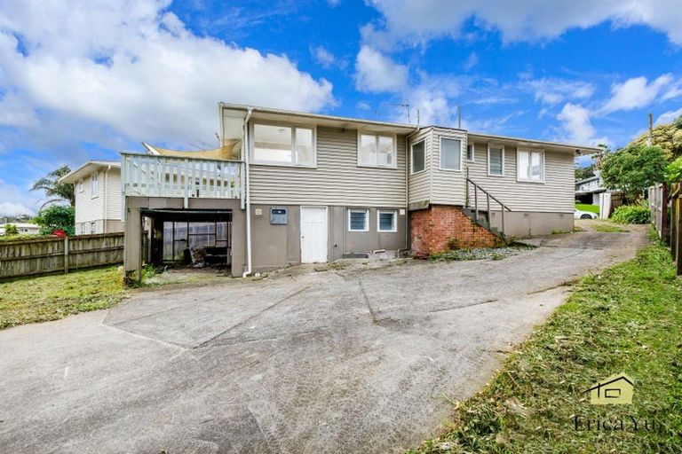 Photo of property in 63 Bond Crescent, Forrest Hill, Auckland, 0620
