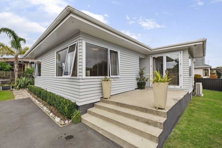 Photo of property in 8 Parkvale Road, Otumoetai, Tauranga, 3110