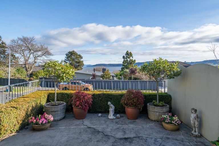 Photo of property in 1/6 Kurupae Road, Hilltop, Taupo, 3330