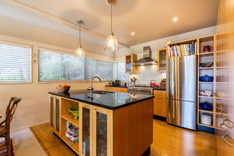 Photo of property in 30 Whitby Road, Britannia Heights, Nelson, 7010