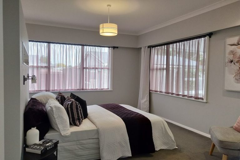 Photo of property in 26 Ihle Street, Terrace End, Palmerston North, 4410