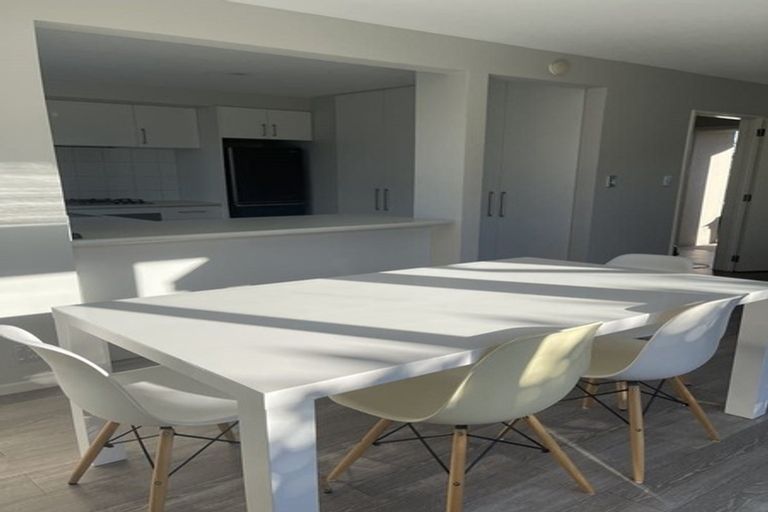 Photo of property in 1/218 Springfield Road, St Albans, Christchurch, 8014