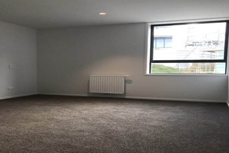 Photo of property in 4 Erica Pabst Way, Island Bay, Wellington, 6023