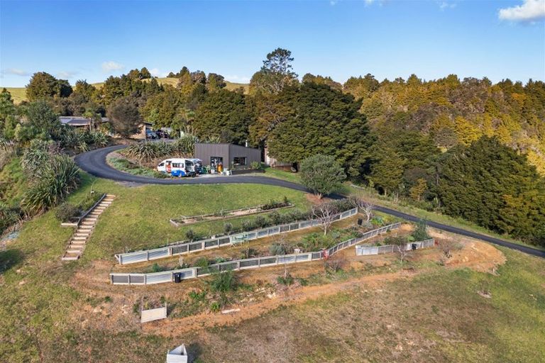 Photo of property in 362e Whananaki North Road, Opuawhanga, Hikurangi, 0181