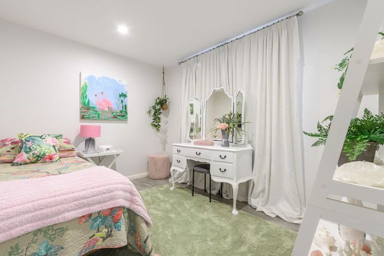 Photo of property in 35 Waione Avenue, Athenree, Waihi Beach, 3177