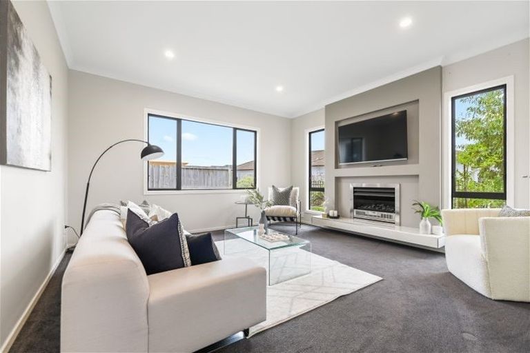 Photo of property in 8 Platina Place, Flagstaff, Hamilton, 3210