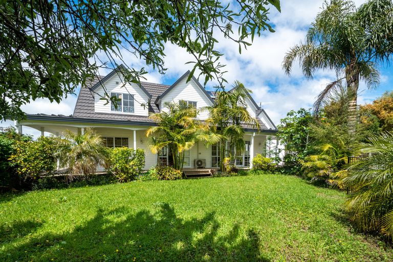 Photo of property in 10/199 Birdwood Road, Massey, Auckland, 0614